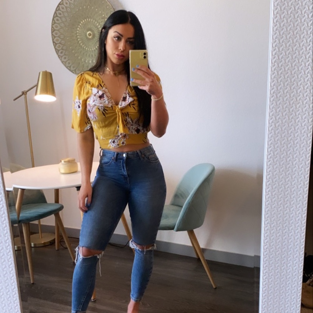 Meet your Posher, Melody